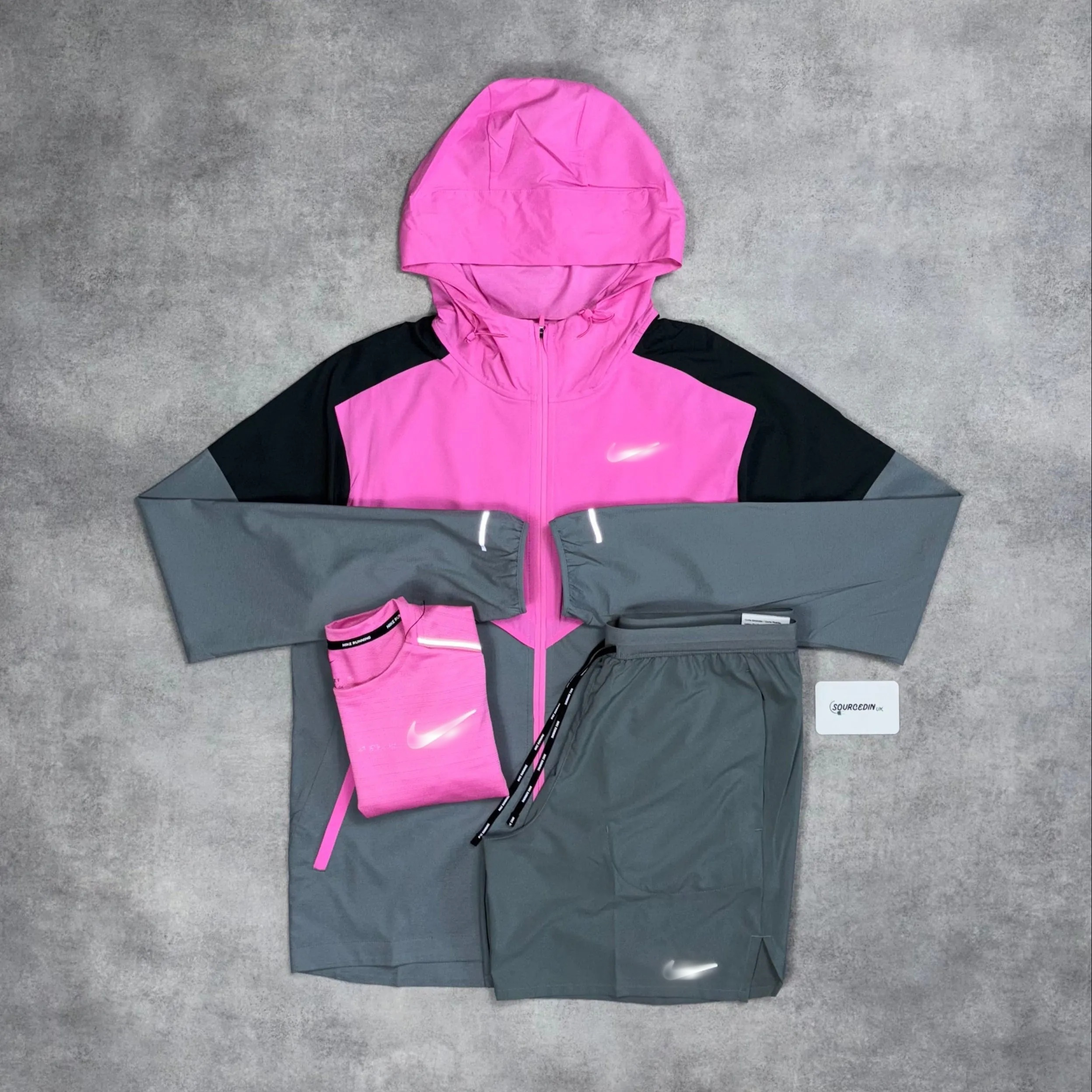 Nk Uv Windrunner Jacket 3-Piece 7” Challenger Short Set