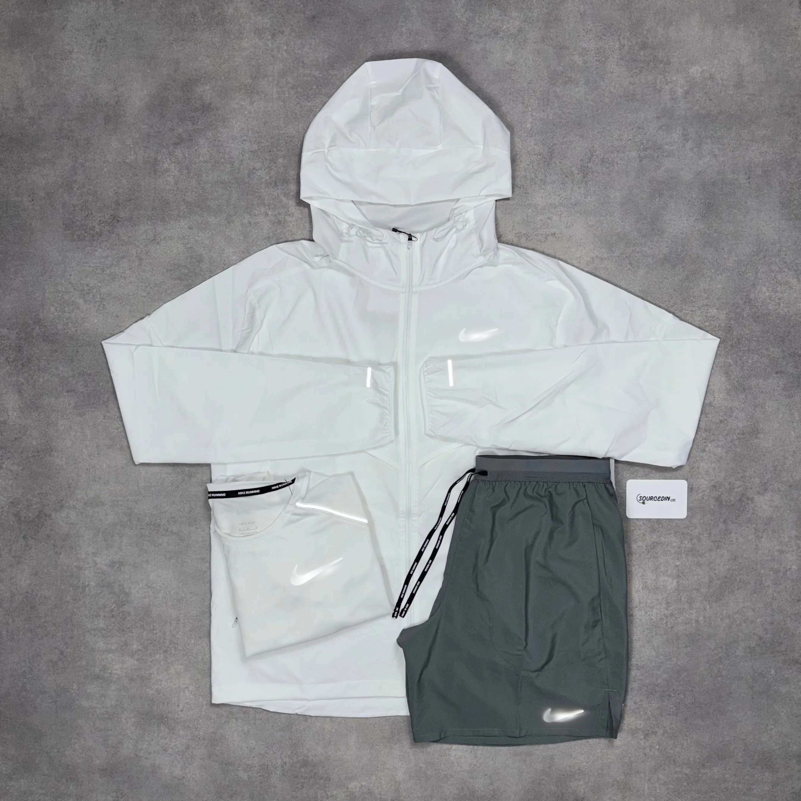 Nk Uv Windrunner Jacket 3-Piece 7” Challenger Short Set