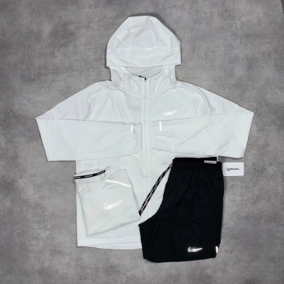 Nk Uv Windrunner Jacket 3-Piece 7” Challenger Short Set