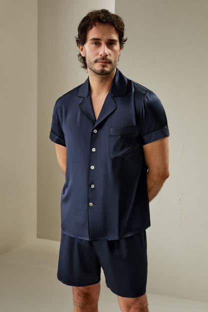 #color_深蓝撞黑色嵌条