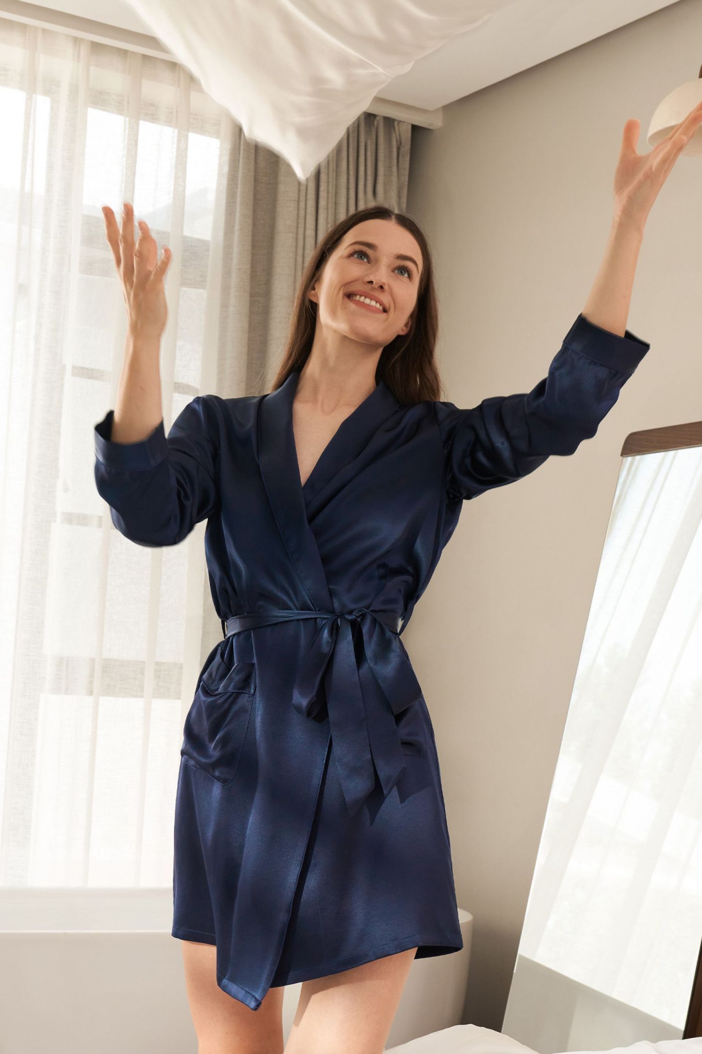 #color_深蓝撞同色嵌条