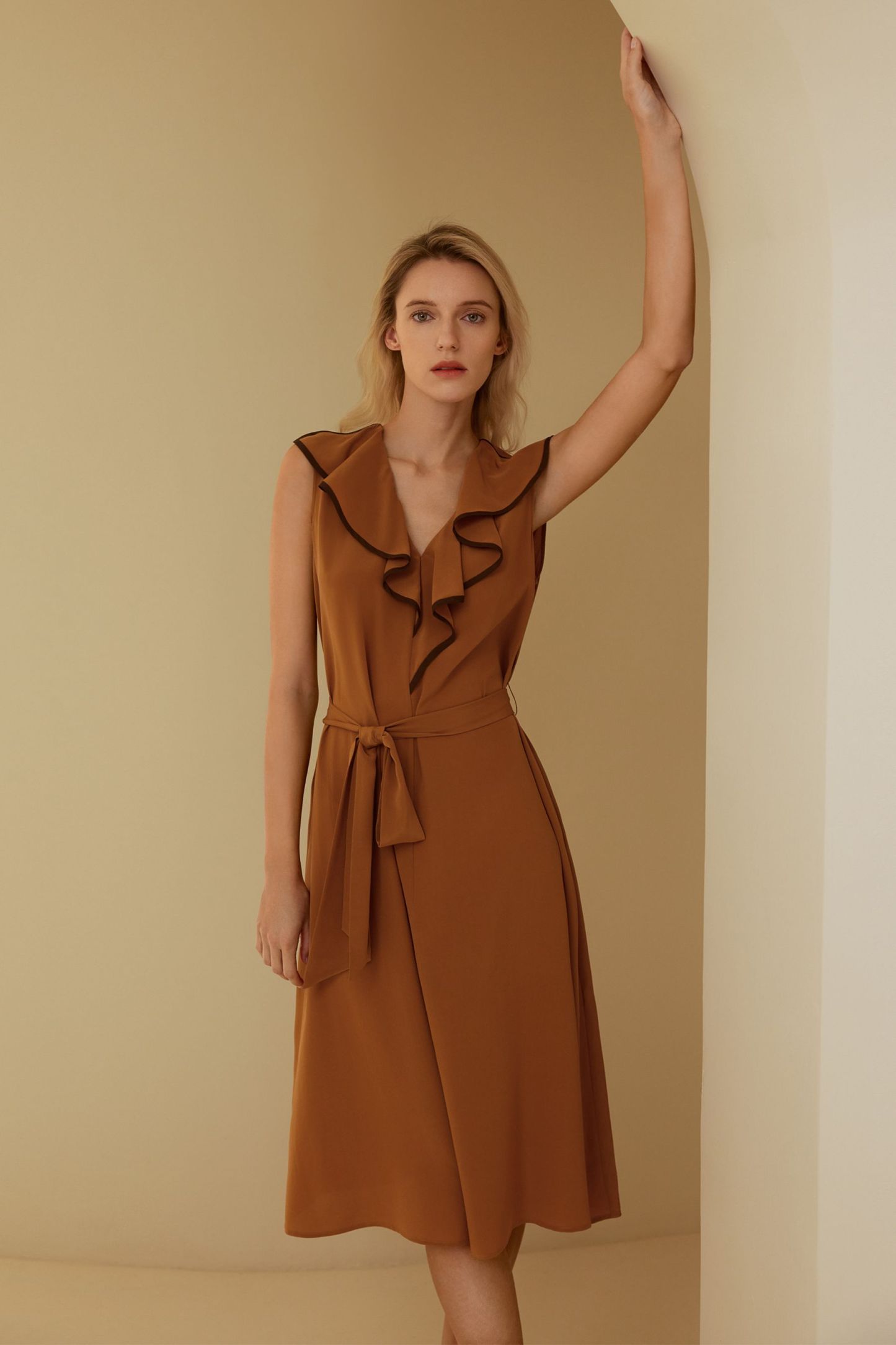 #color_焦橙色&巧克力色镶边