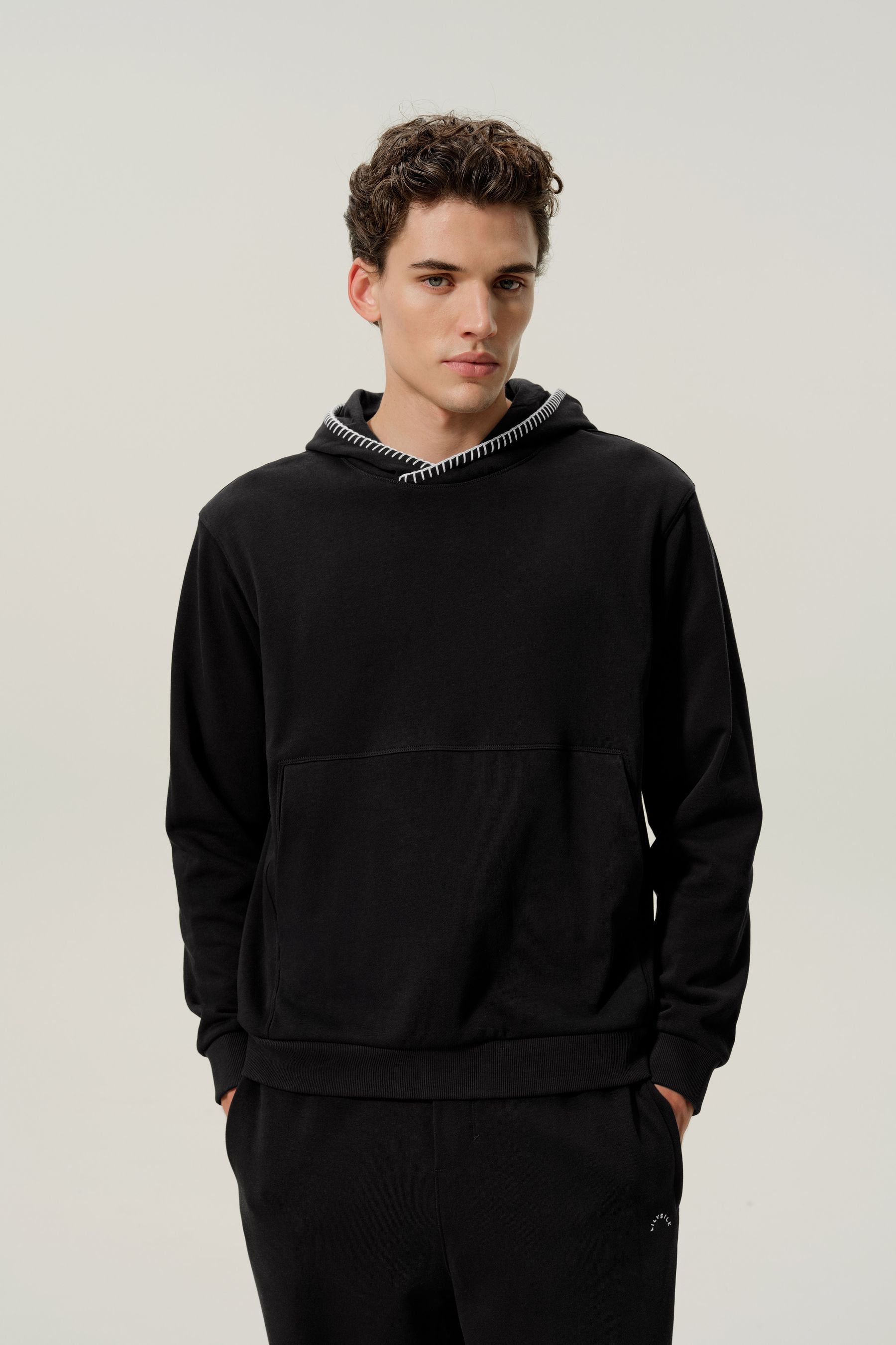 #color_黑色（面）黑色（帽里）黑色（袖下摆）