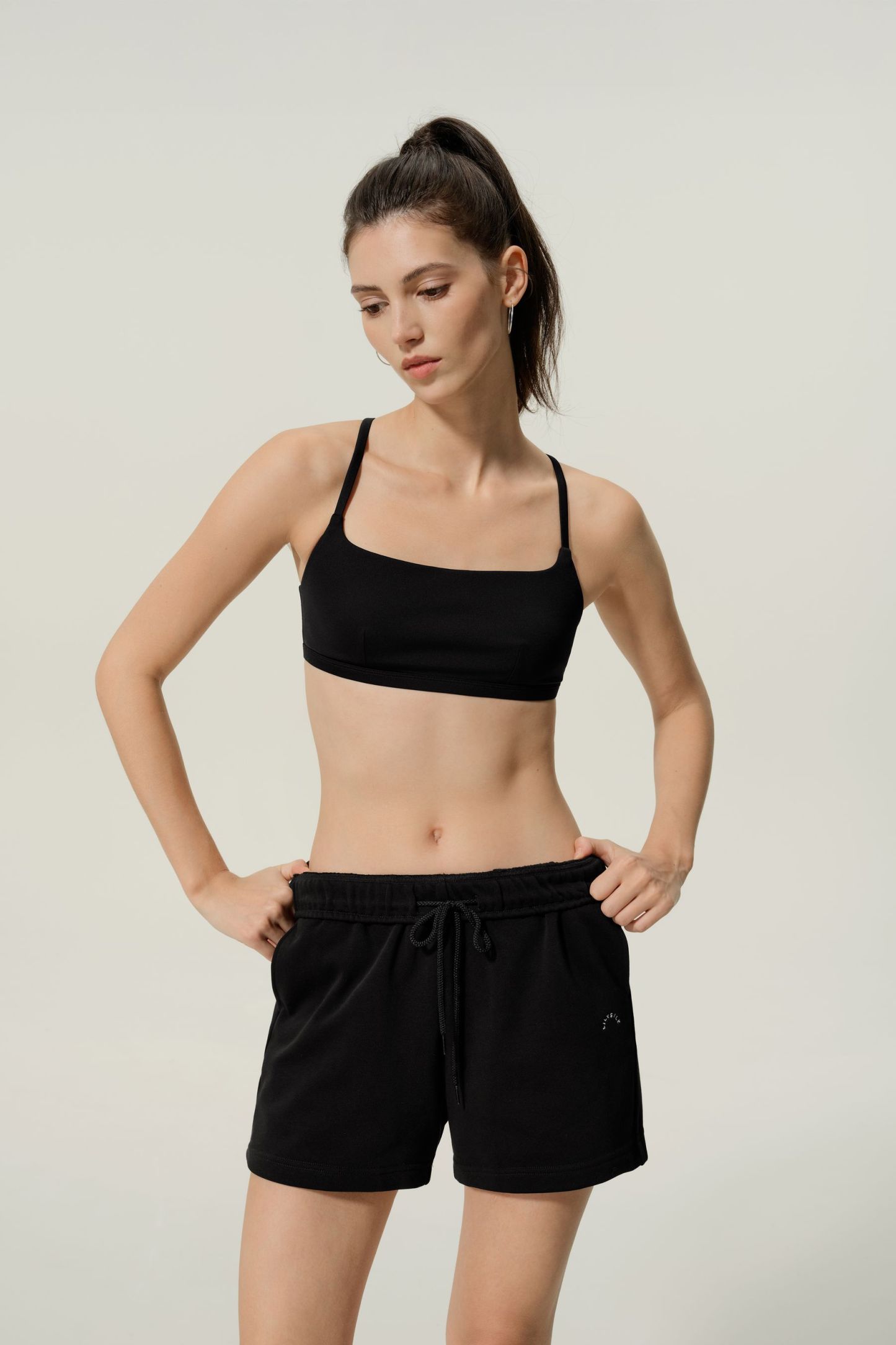 #color_黑色（面）&黑色（口袋）