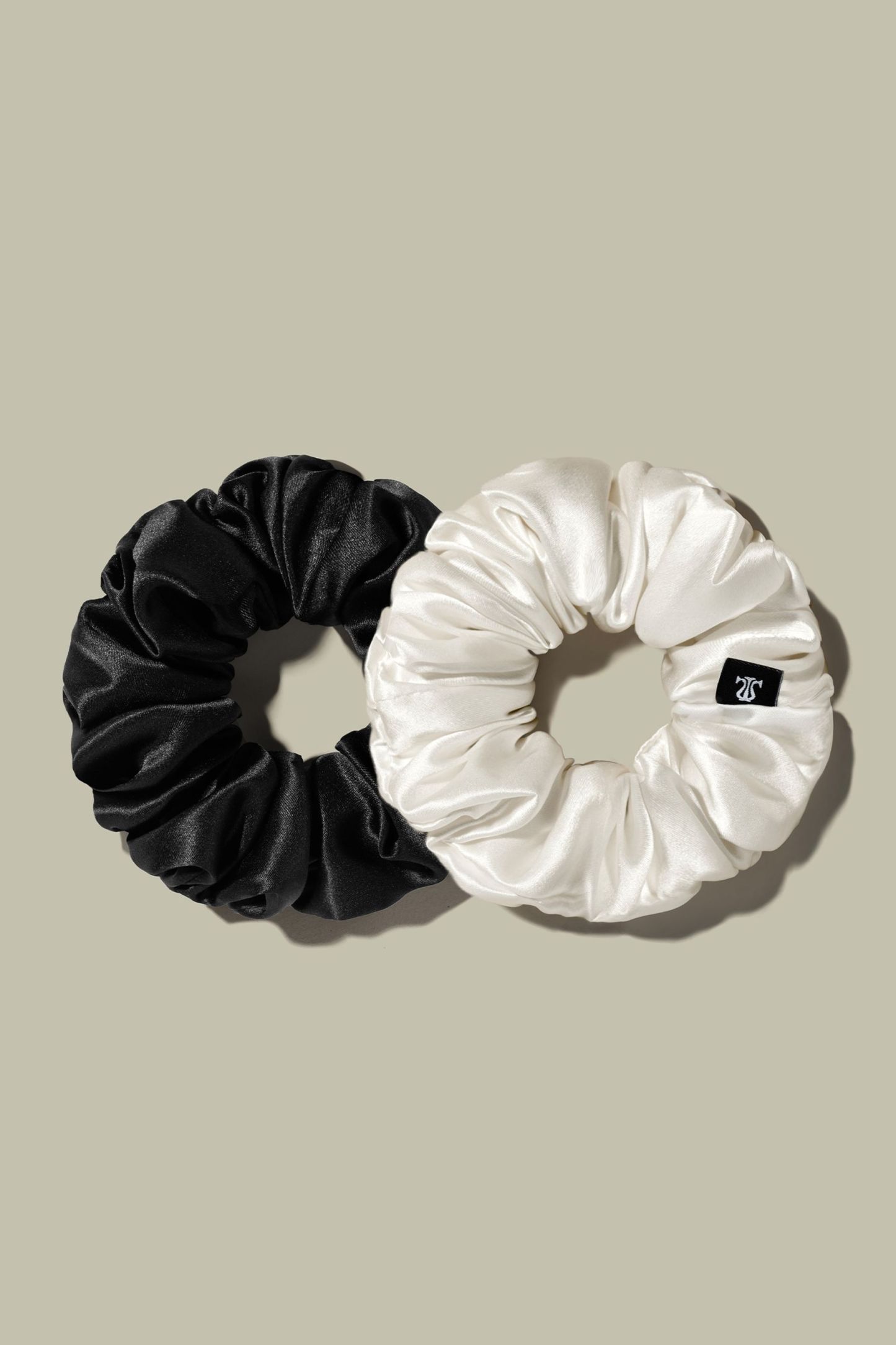 #color_象牙+黑色