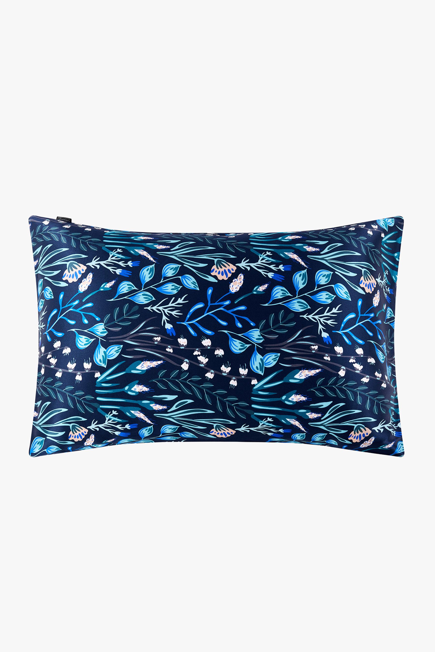 #color_Weiße Blume mit Blau