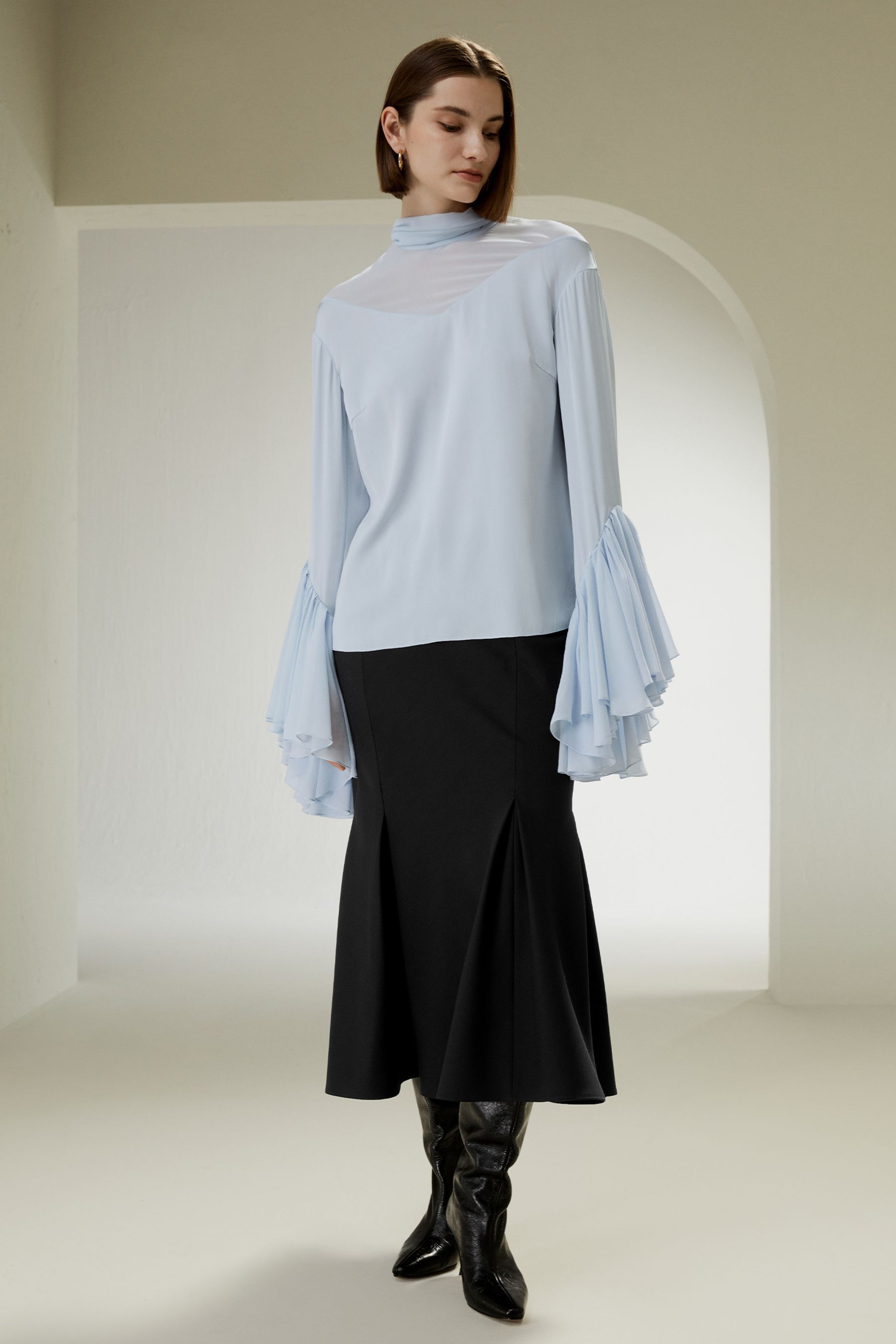 #color_Illusionsblau