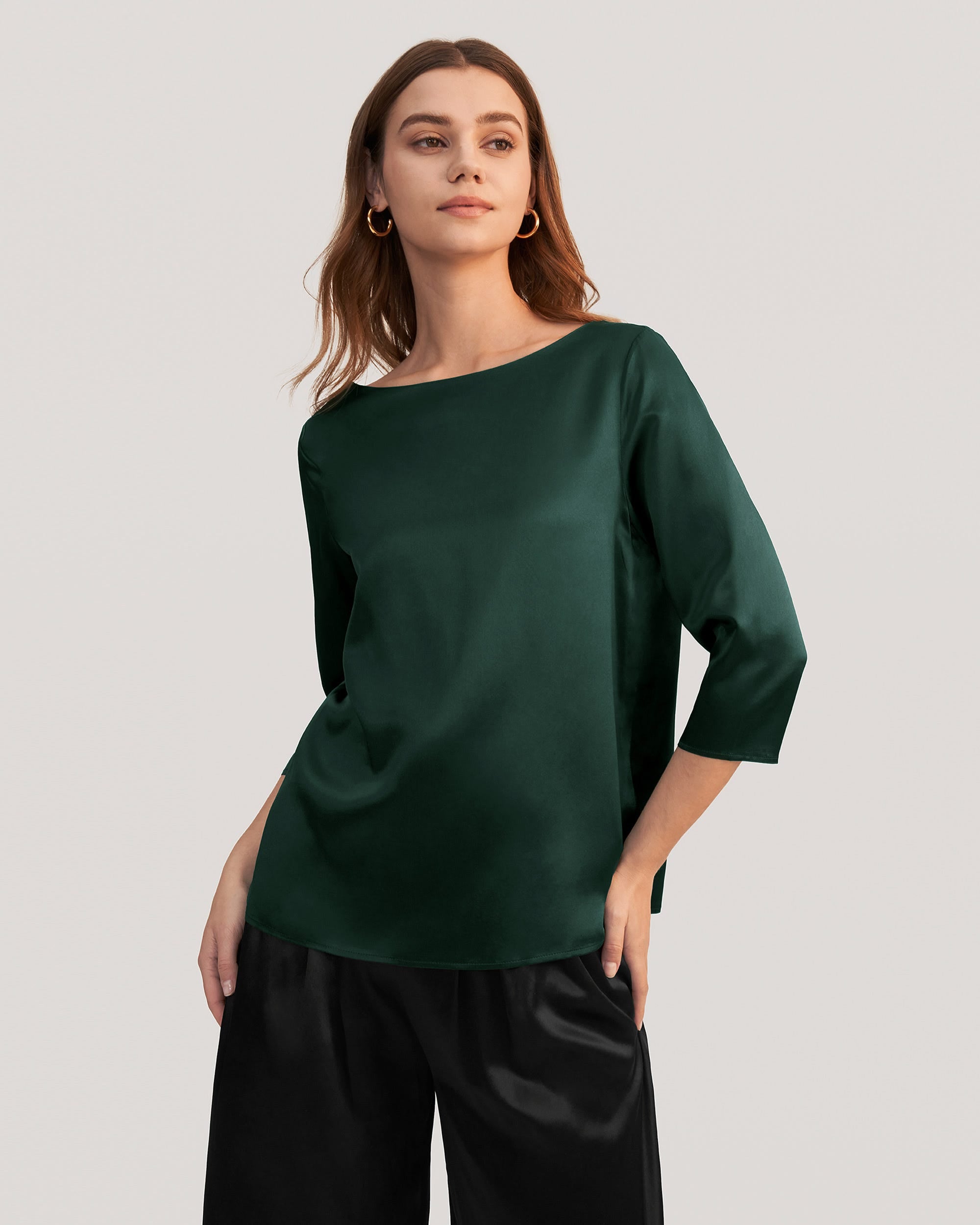 LILYSILK Debuts SILKAIRY Collection Targeting Modern Activewear