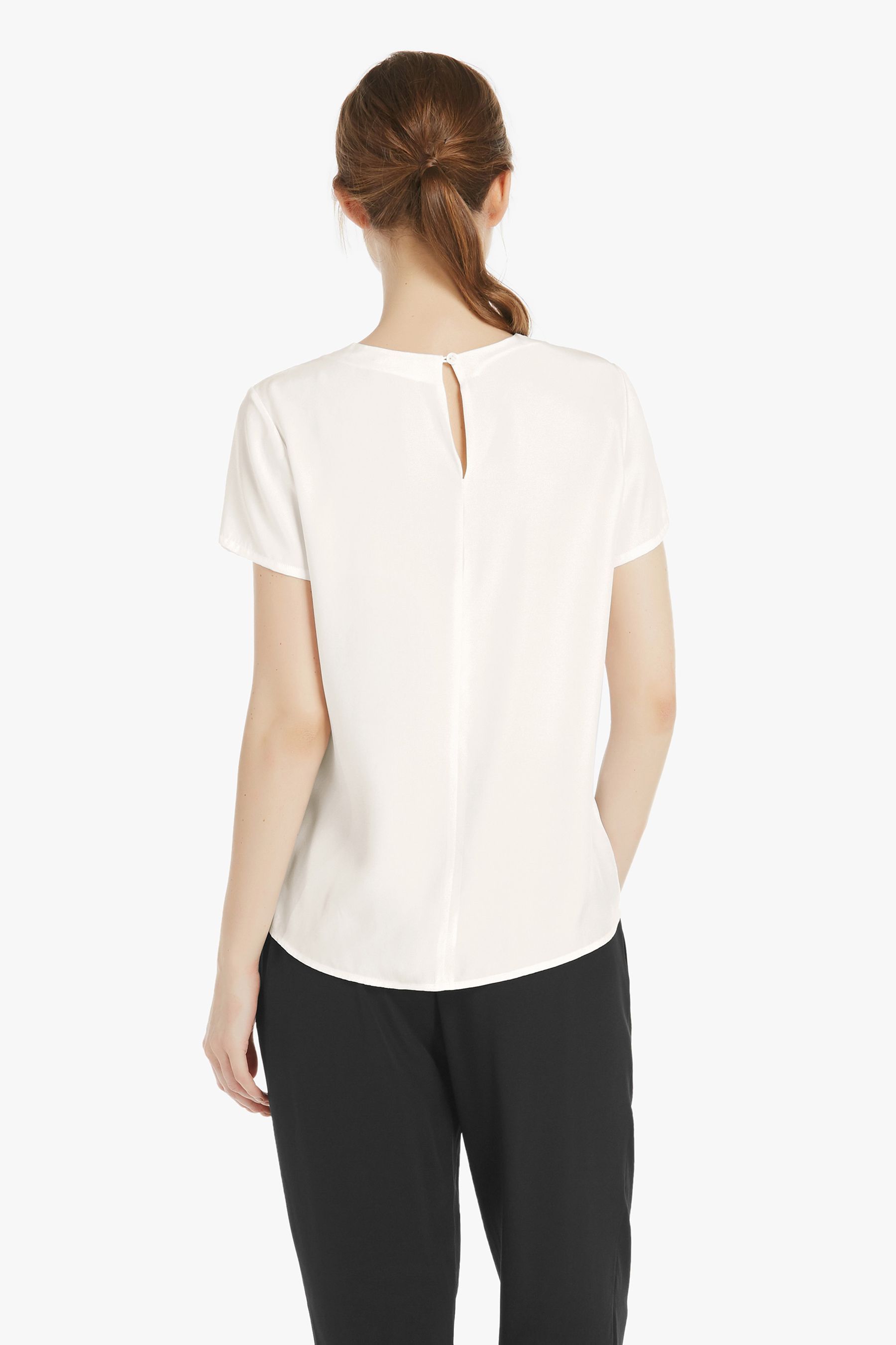 #color_Natürliches Weiß