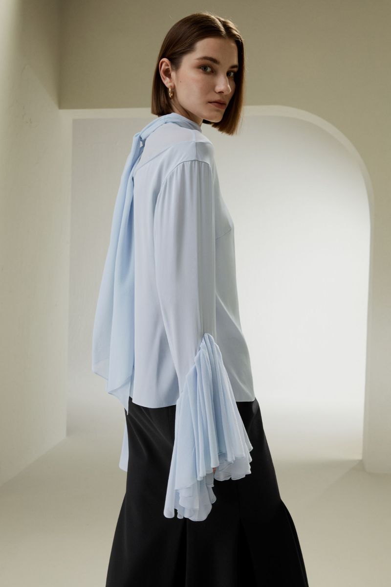 #color_Illusionsblau