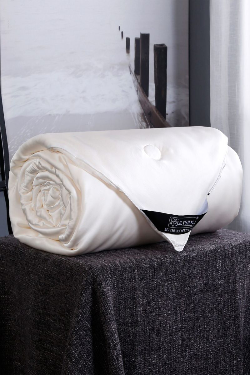 #color_Seide bedeckt