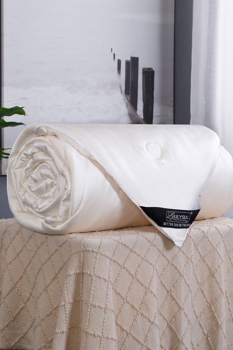 #color_Seide bedeckt