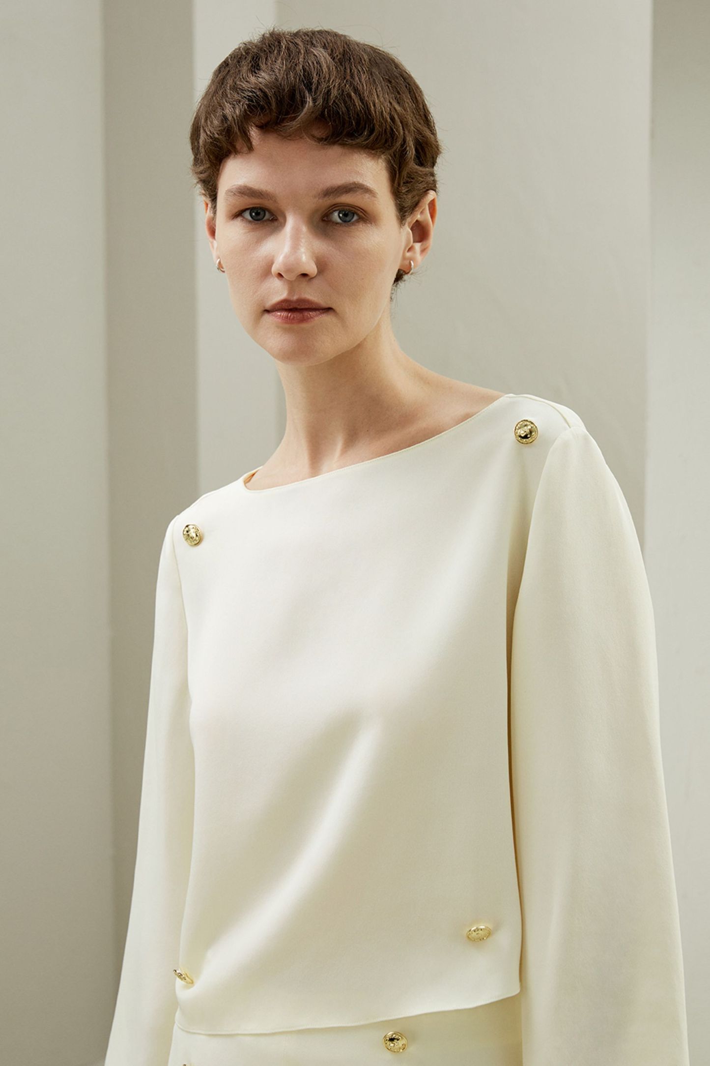 #color_Natürliches Weiß