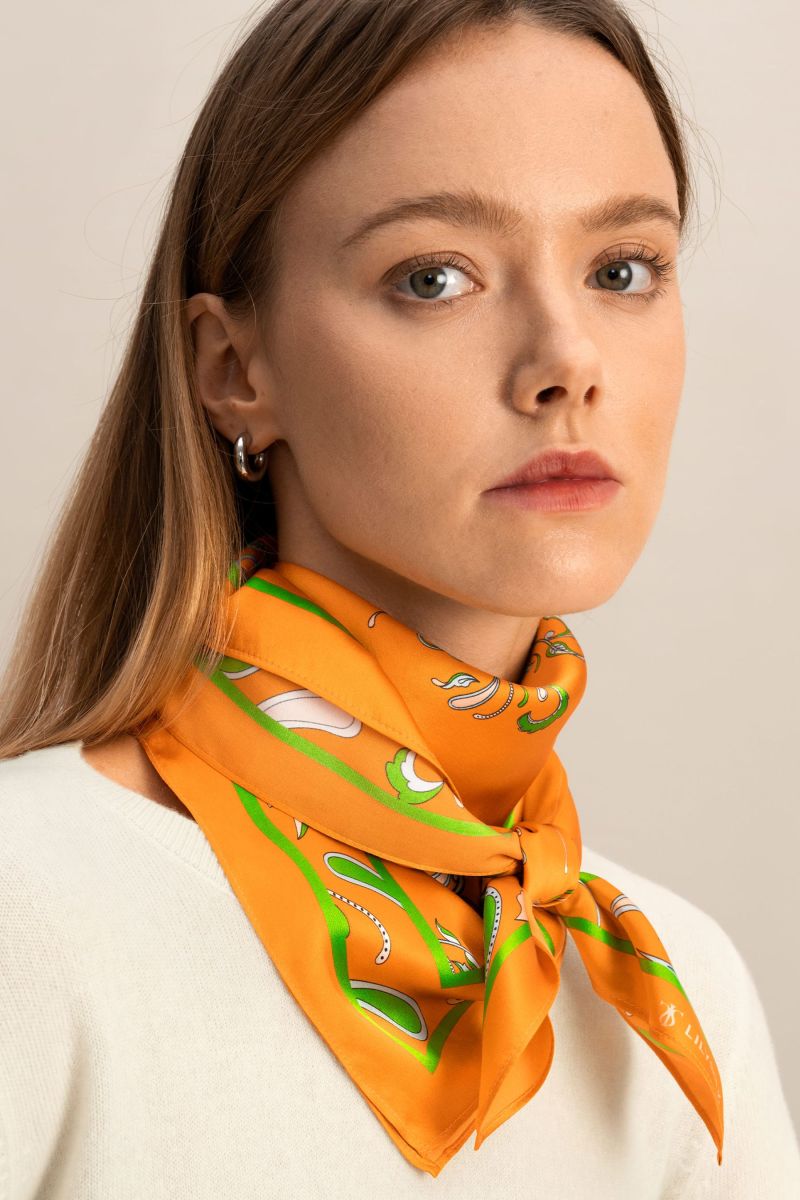 #color_Orangenes Paisley