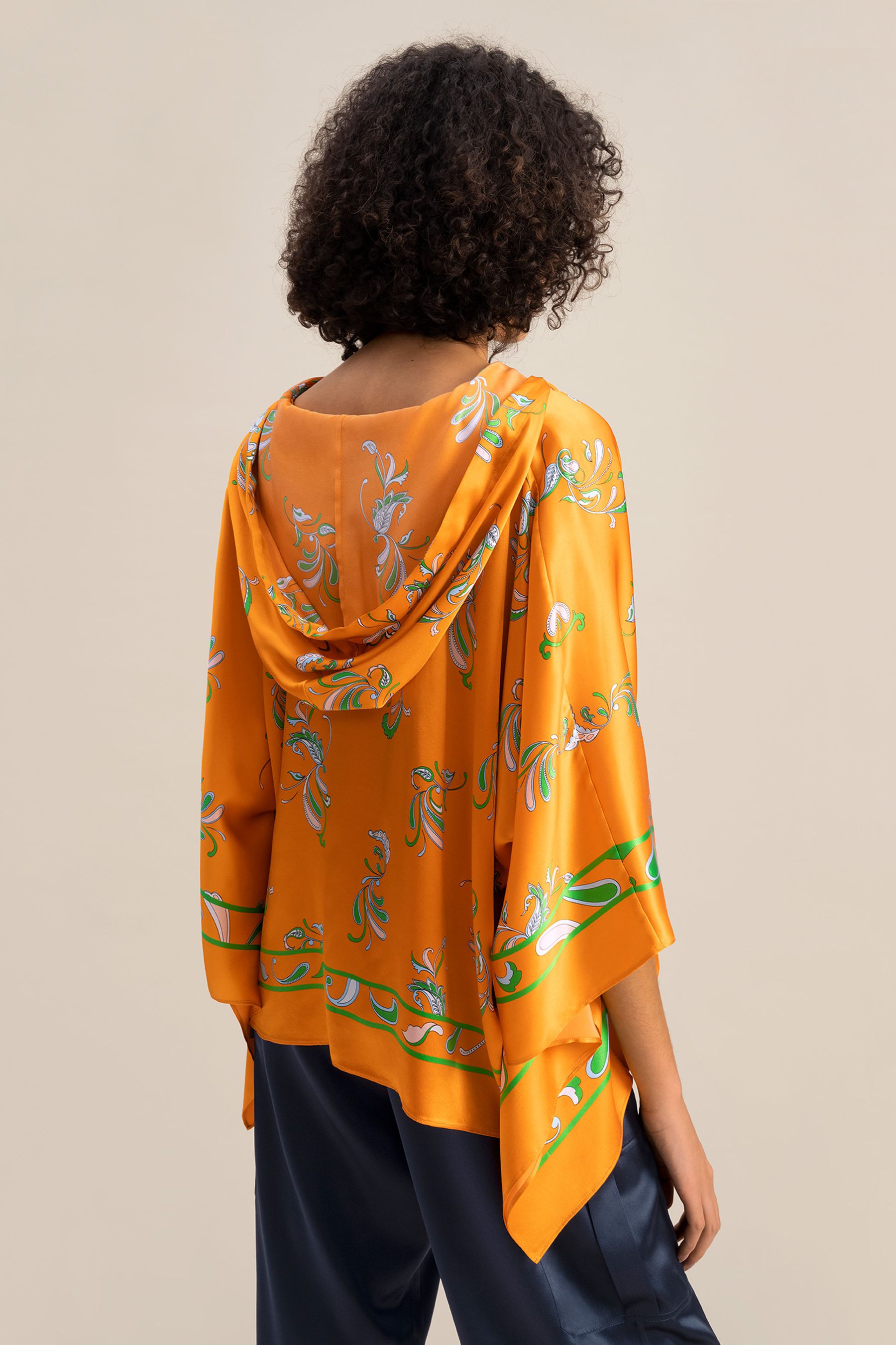 #color_Orangenes Paisley