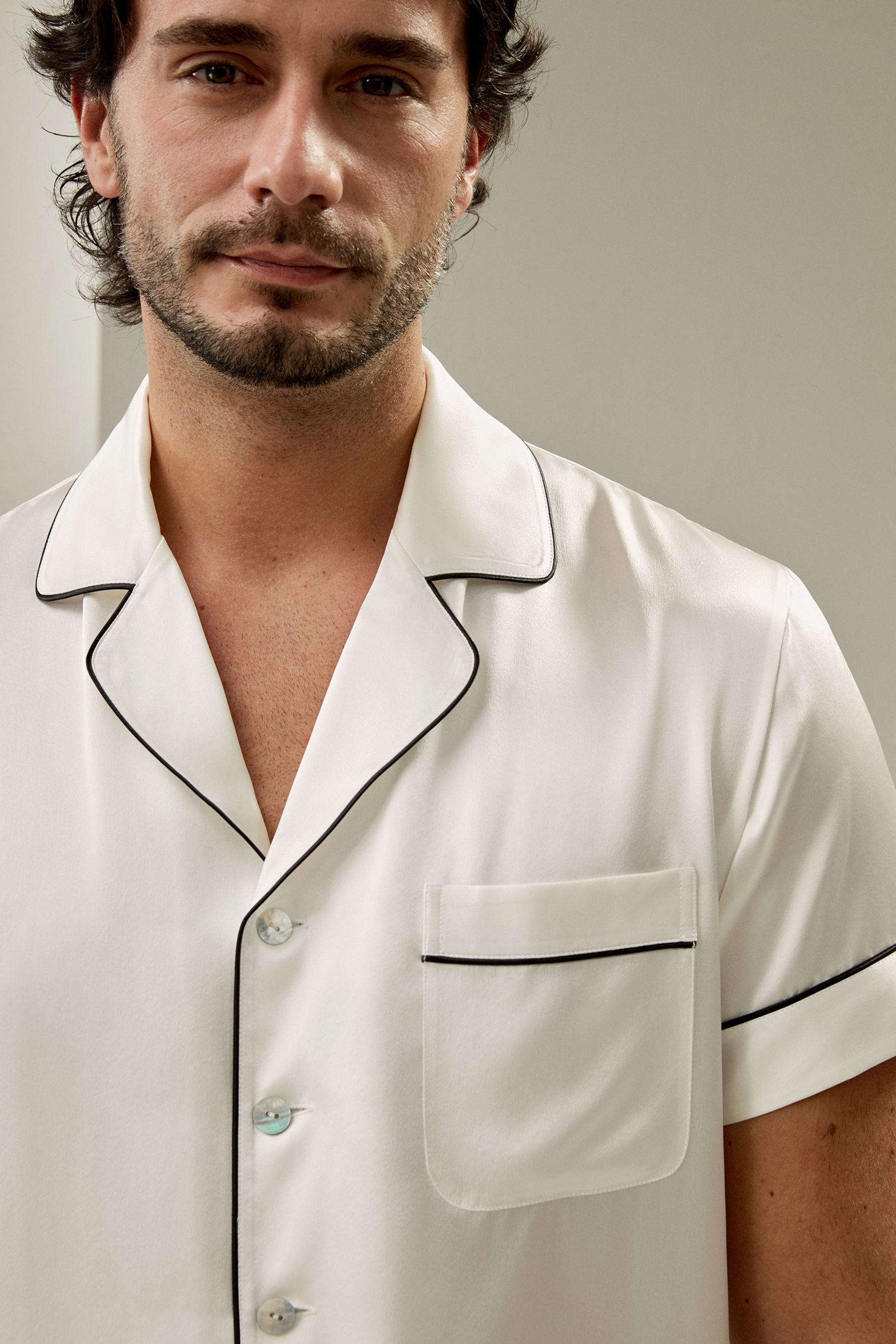 #color_Natürliches Weiß