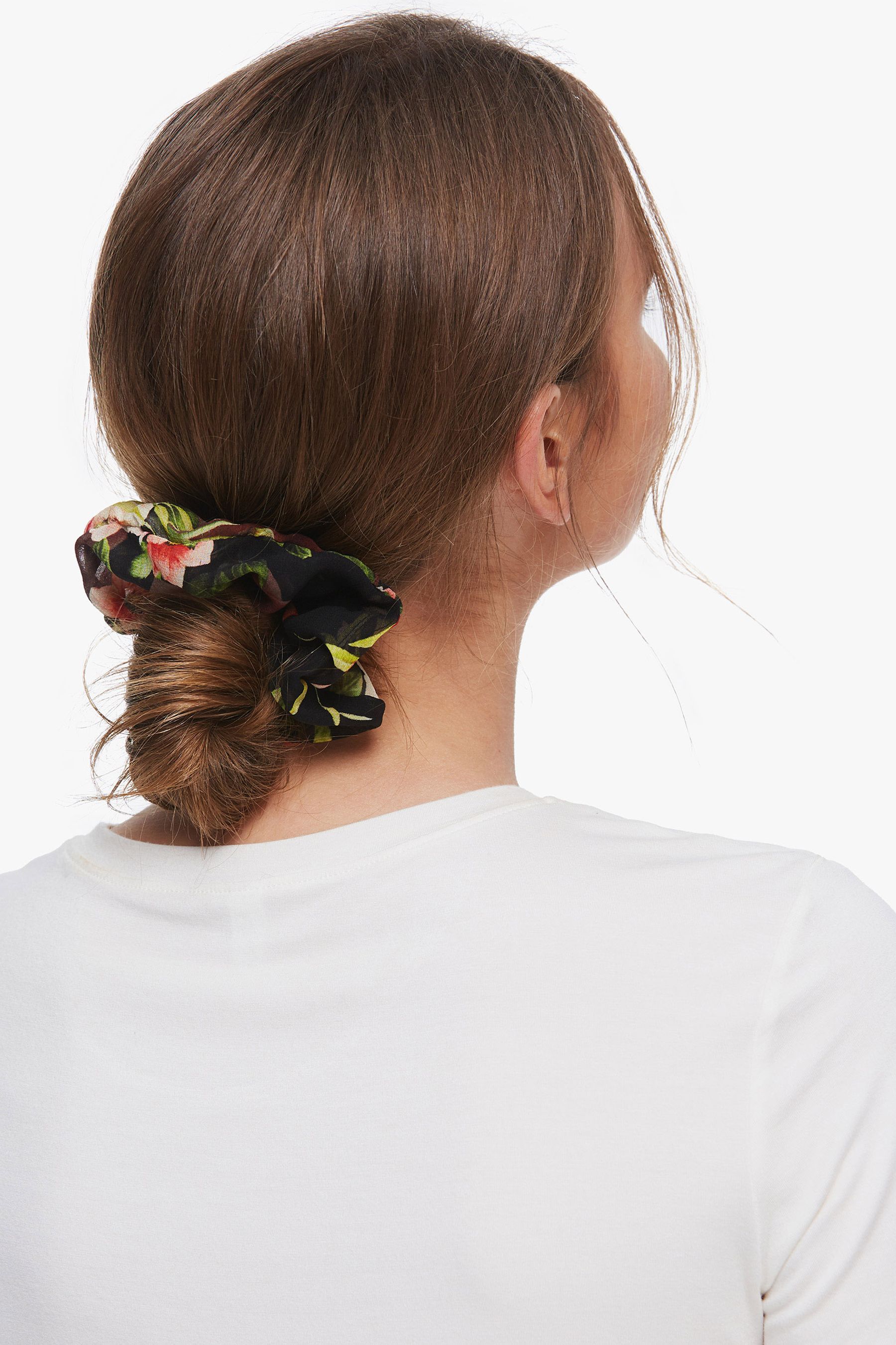 #color_Multi Blumen auf Schwarz