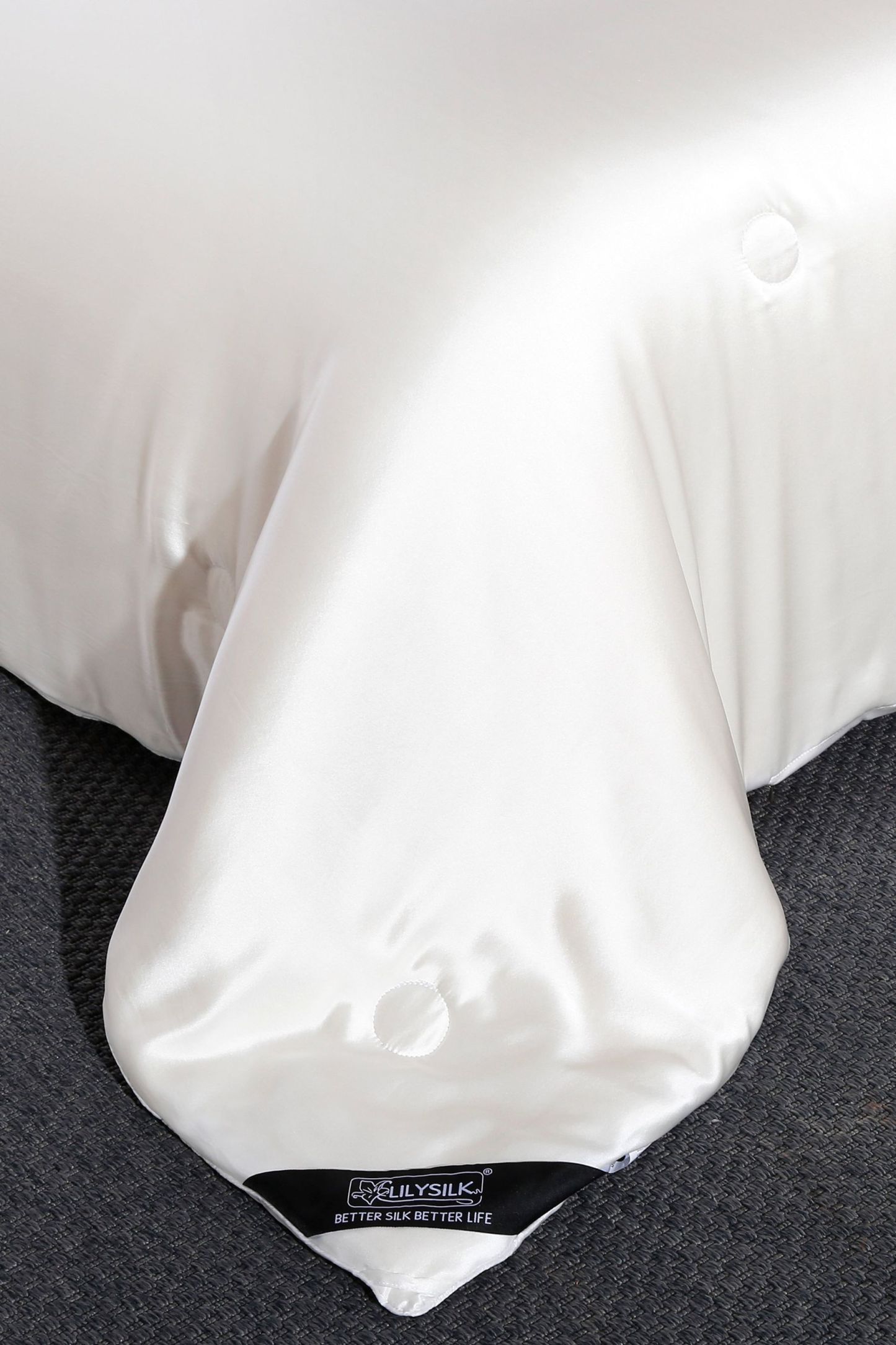 #color_Seide bedeckt