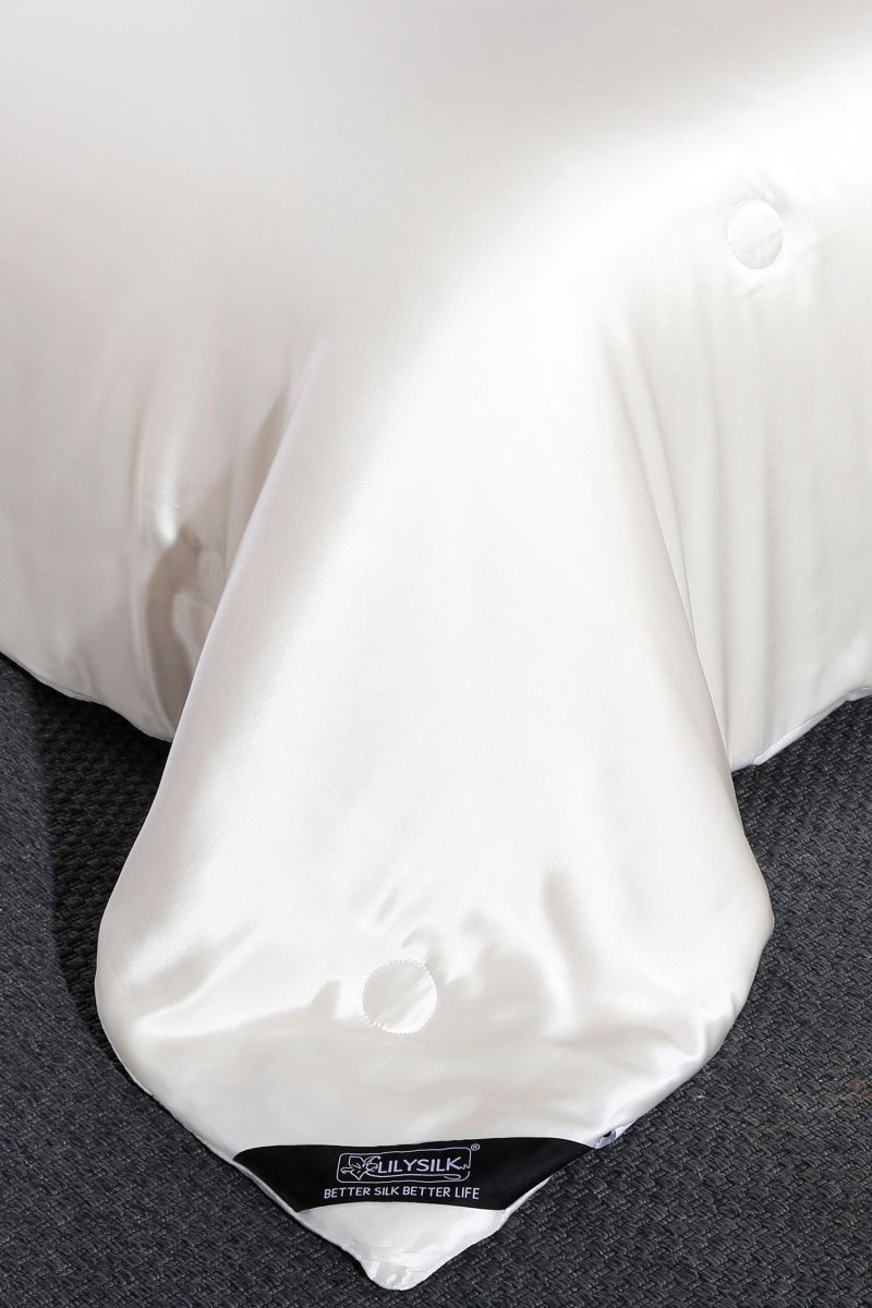 #color_Seide bedeckt