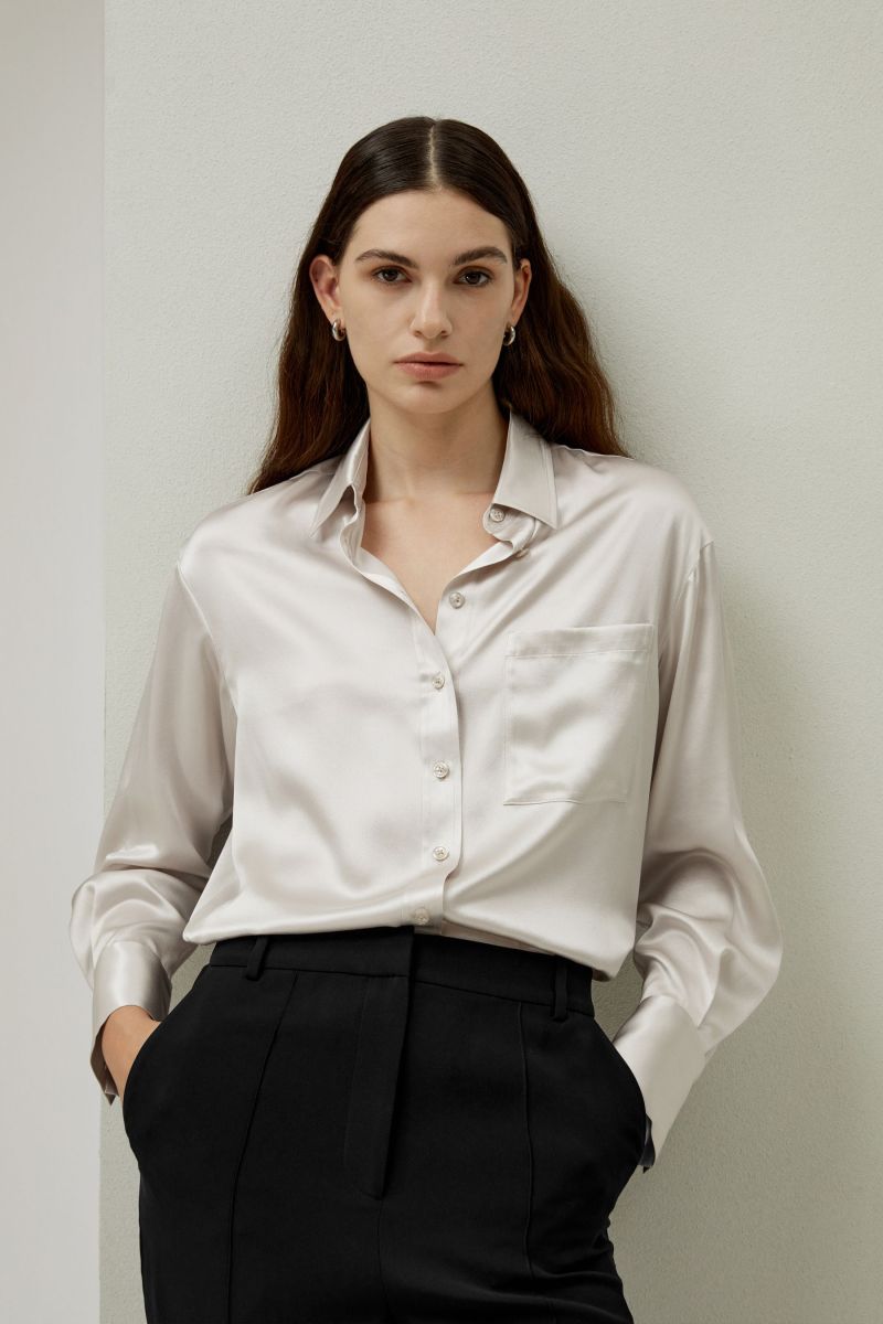 #color_Mondlichtgrau