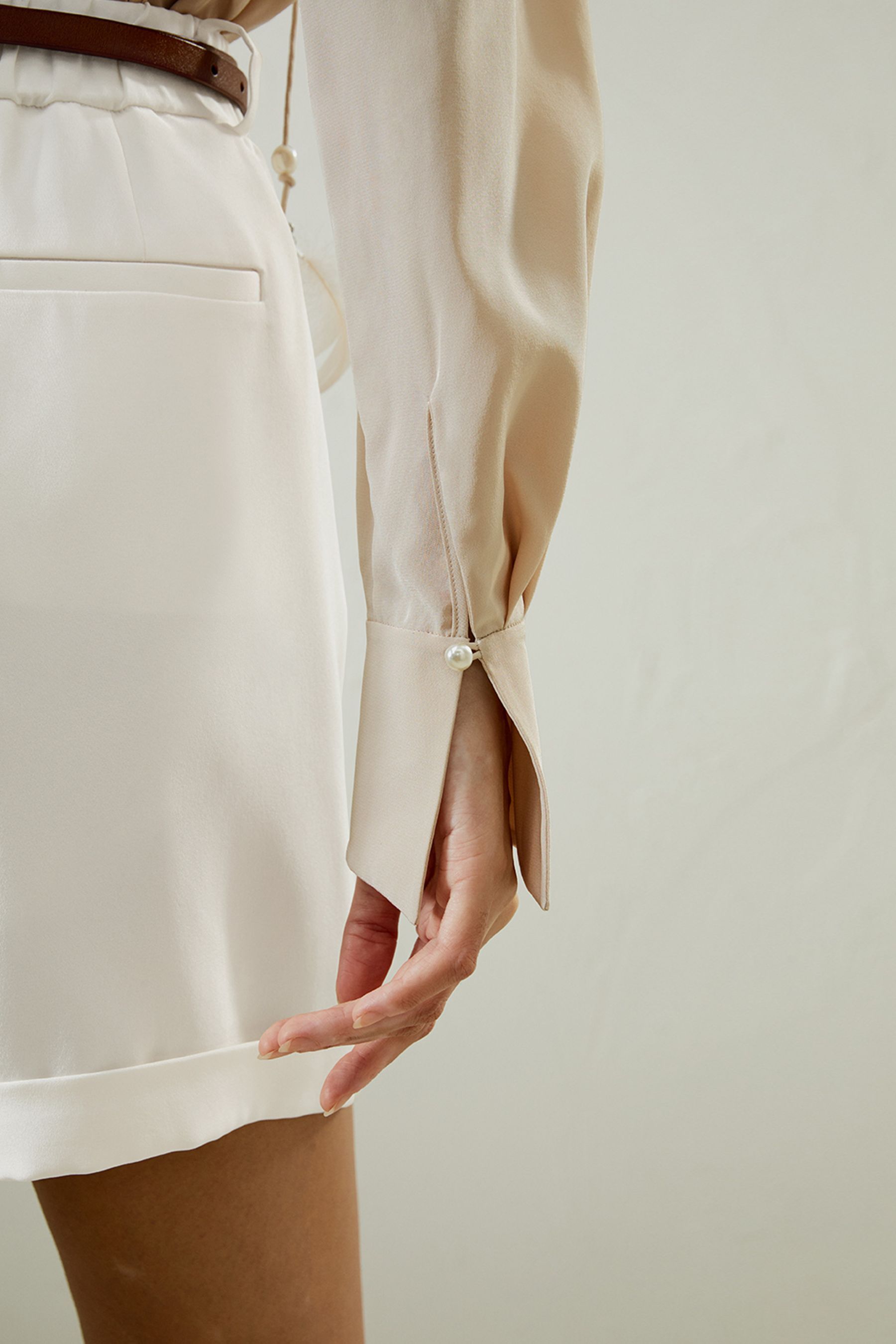 #color_Elfenbein-Creme