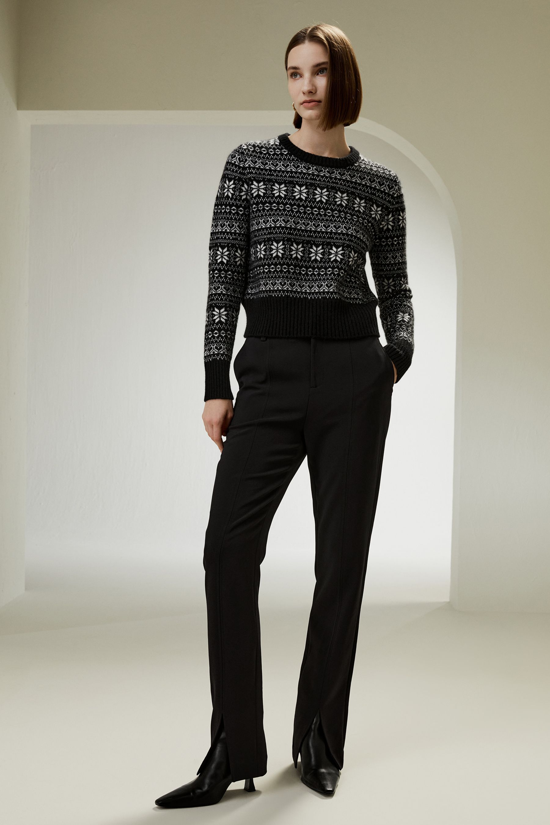 #color_Schwarz mit Schneeflocken