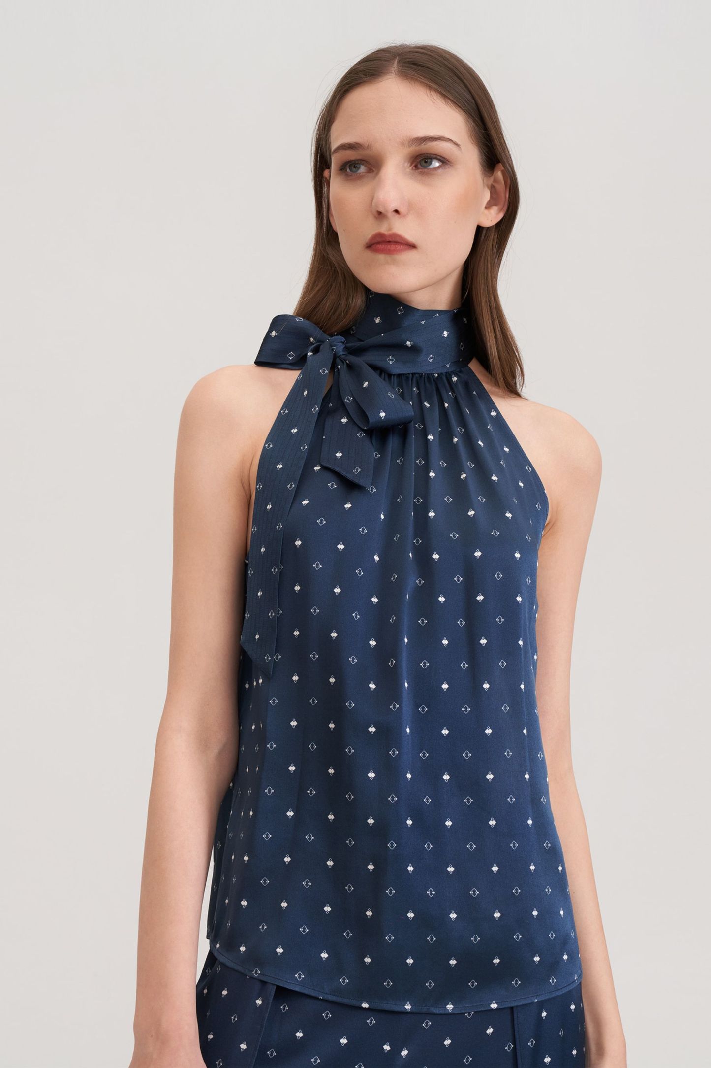 #color_Weiße Diamanten in Blau