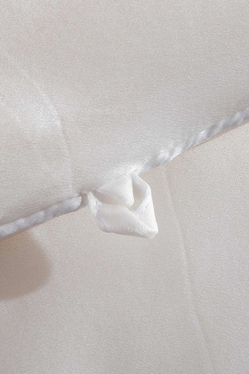 #color_Seide bedeckt