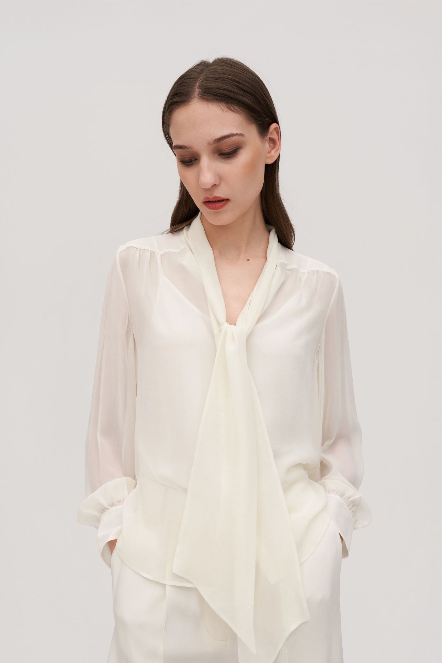 #color_Natürliches Weiß