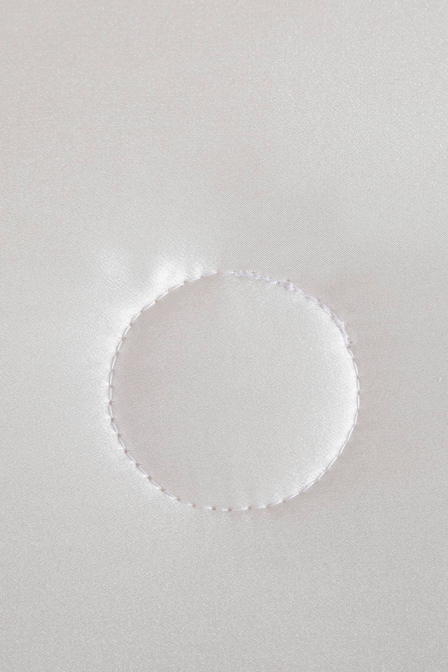 #color_Seide bedeckt