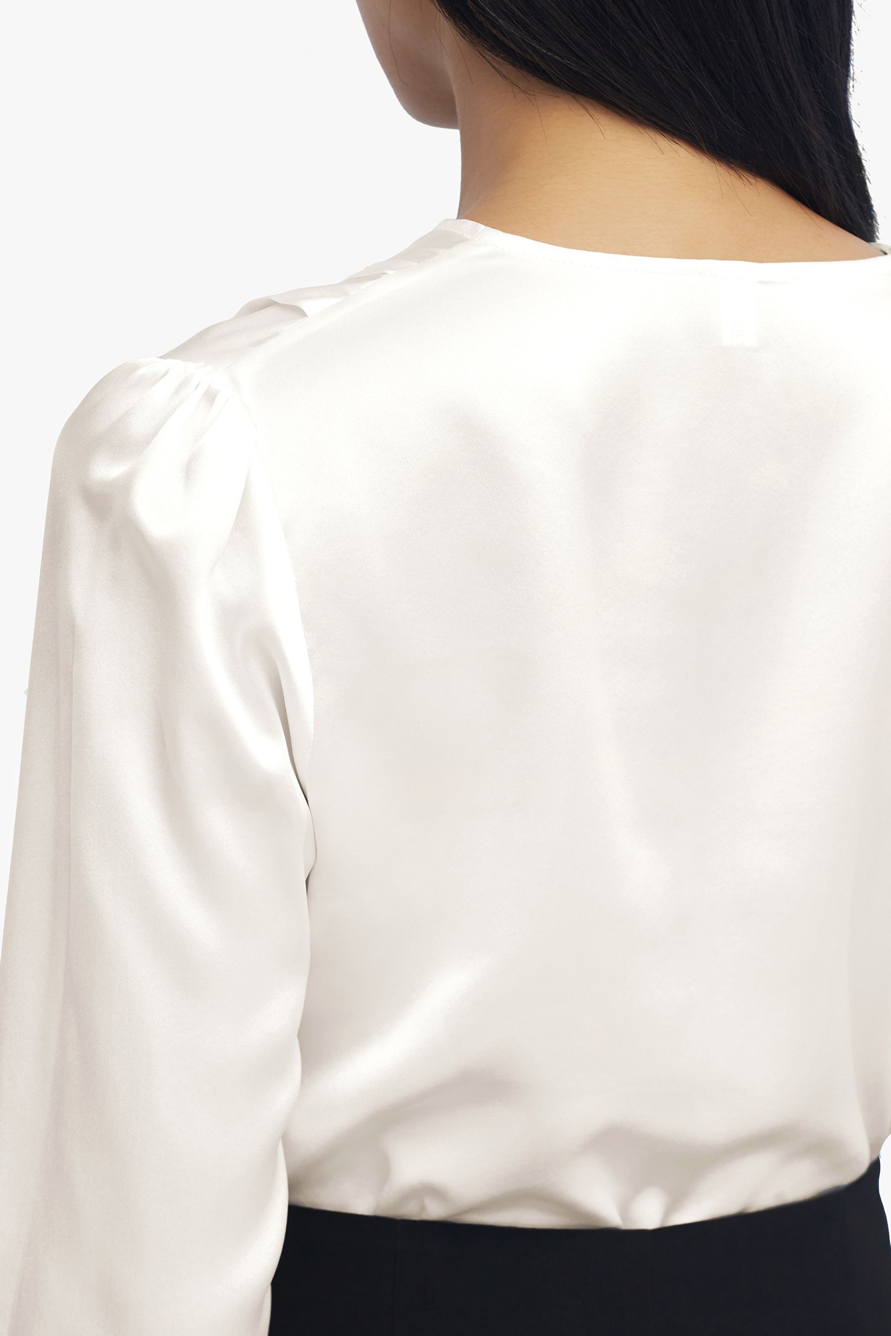 #color_Natürliches Weiß