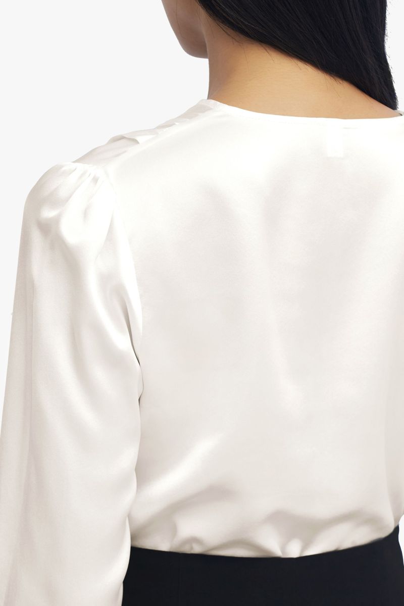 #color_Natürliches Weiß