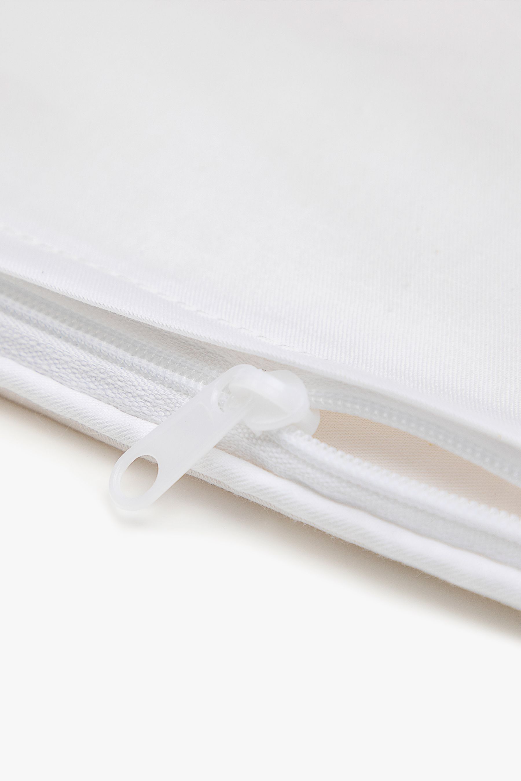 #color_Seide bedeckt