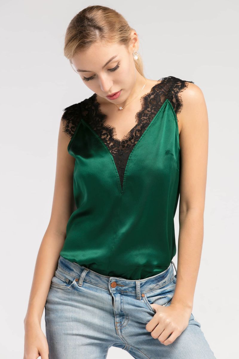 #color_Jade Grün