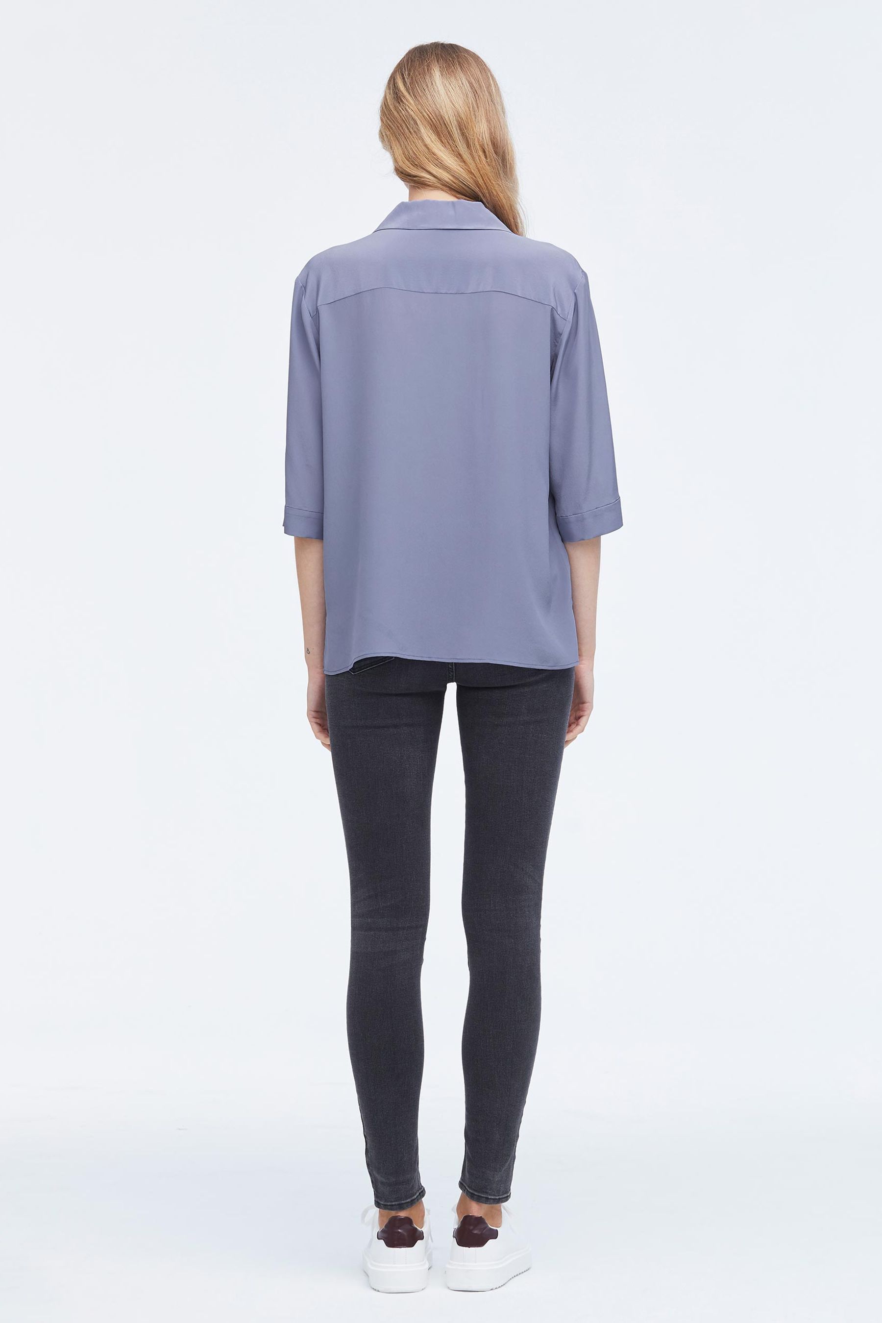 #color_Staubiges Blau