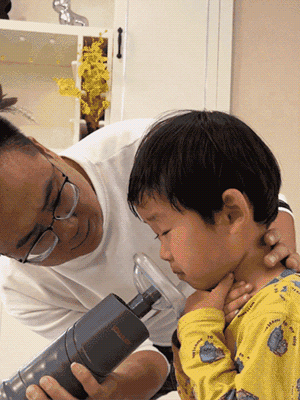 Adult and Child Choking Device Choking First Aid Training