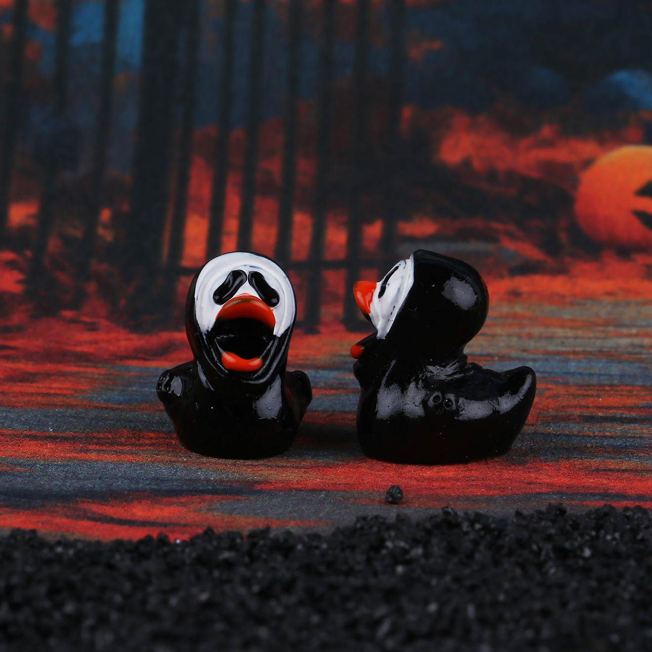 Mini Devil Ghost Skull Resin Ducks, Cute Spooky Desktop Decor, Creative Desktop Ornament, Mini Garden Ornament, Home Decor Ornament, Halloween Christmas Decoration, Party Gift, Decorative Piece, Decorative Ornaments