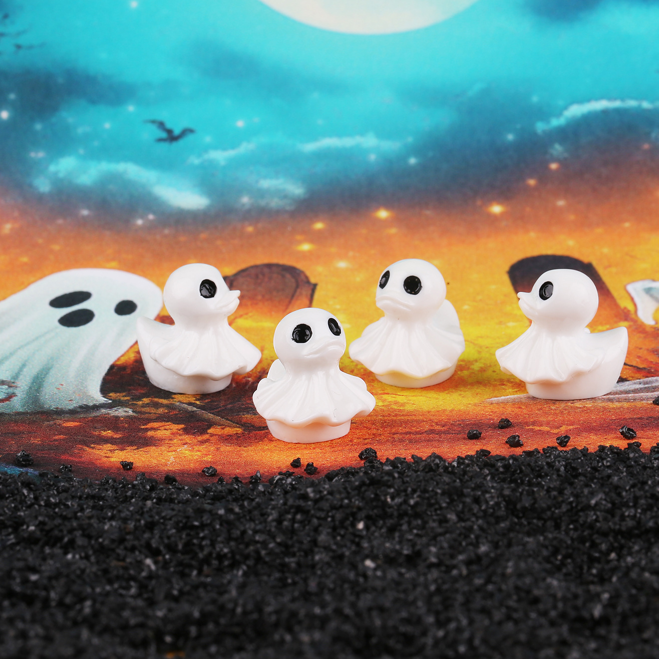 Mini Devil Ghost Skull Resin Ducks, Cute Spooky Desktop Decor, Creative Desktop Ornament, Mini Garden Ornament, Home Decor Ornament, Halloween Christmas Decoration, Party Gift, Decorative Piece, Decorative Ornaments