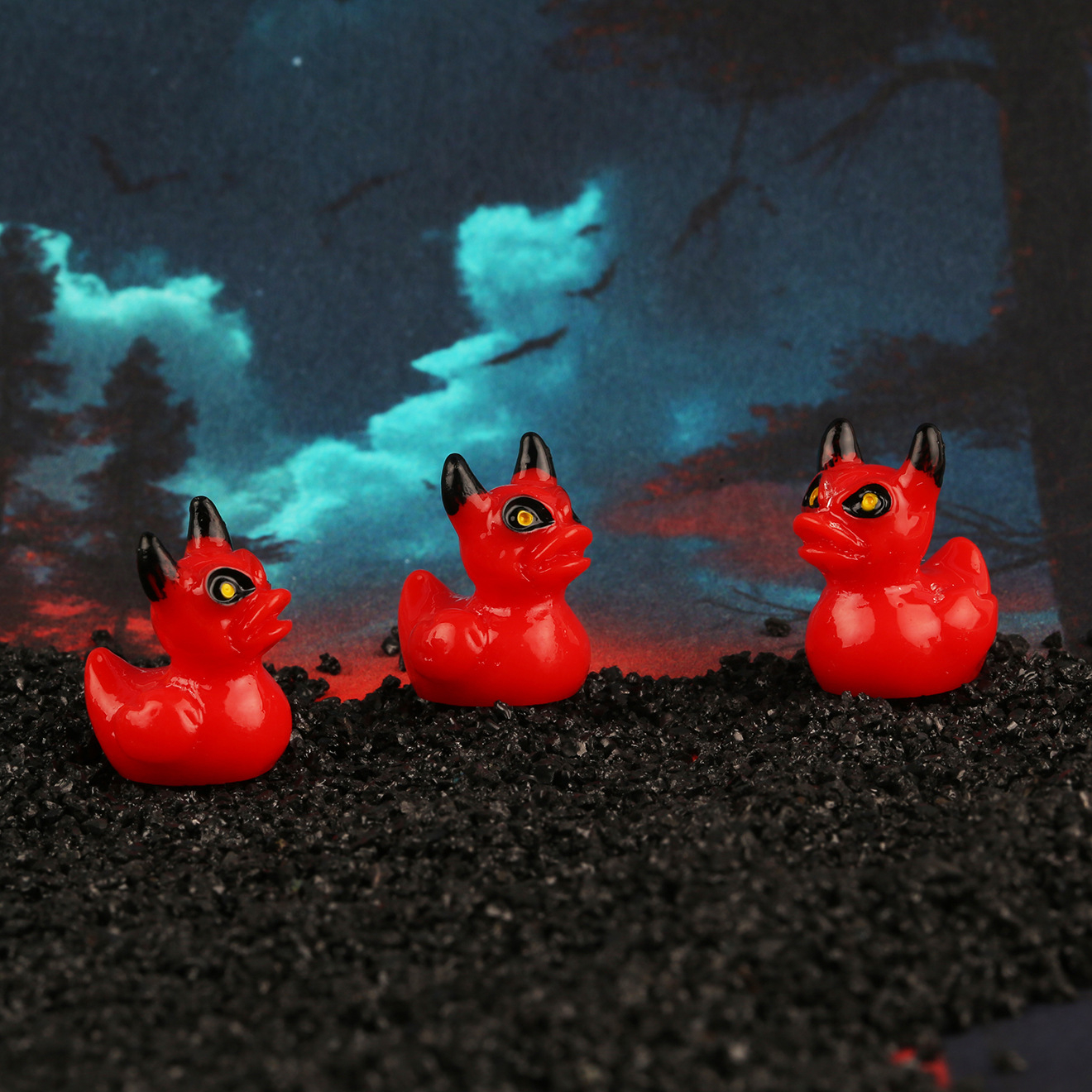 Mini Devil Ghost Skull Resin Ducks, Cute Spooky Desktop Decor, Creative Desktop Ornament, Mini Garden Ornament, Home Decor Ornament, Halloween Christmas Decoration, Party Gift, Decorative Piece, Decorative Ornaments