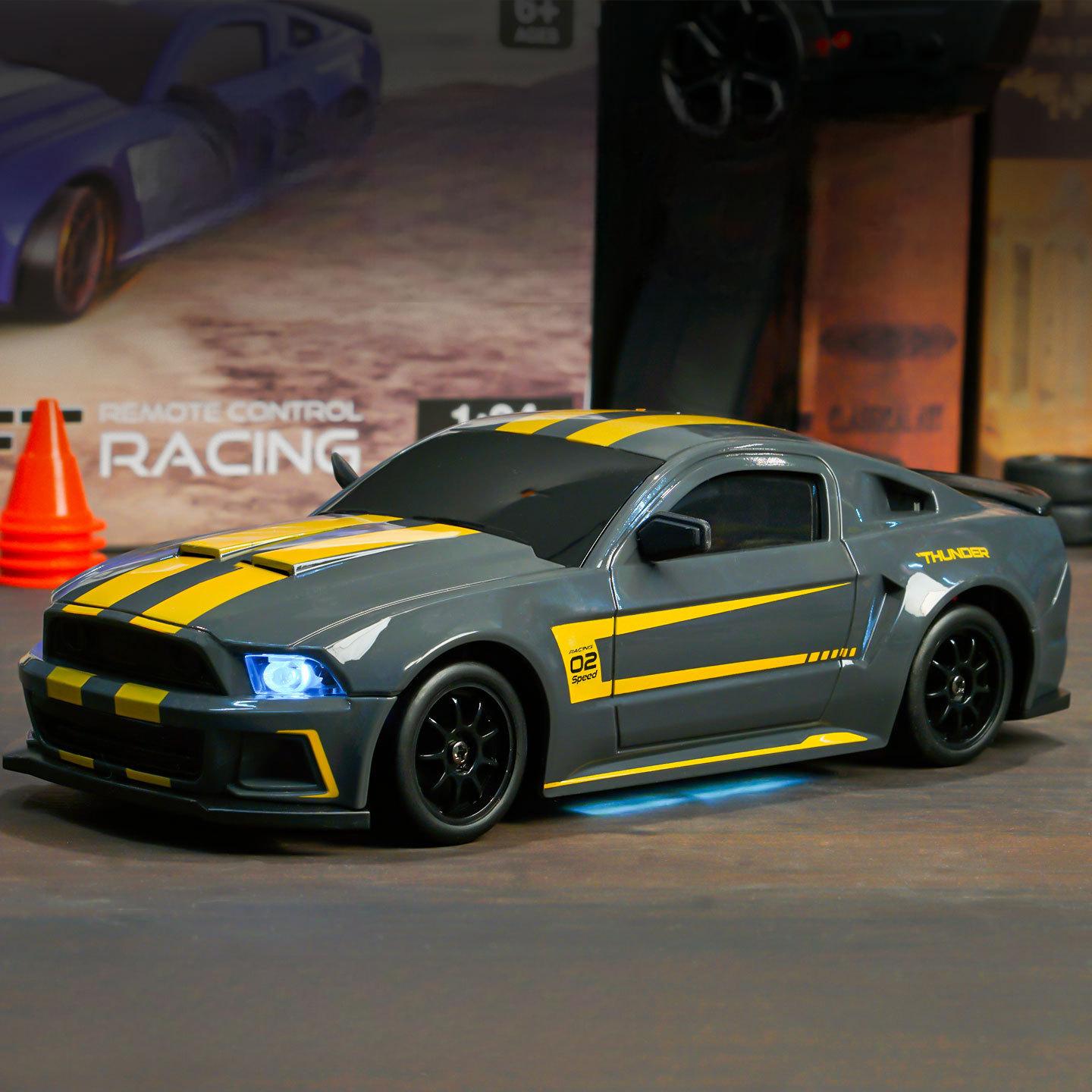 1:24 Remote Control Drift Car, Drift RC Cars, 2.4GHz 4wd, LED Lights, Road Obstacle Tool, Birthday Gift, USB PD Charging, Lithium Battery Included