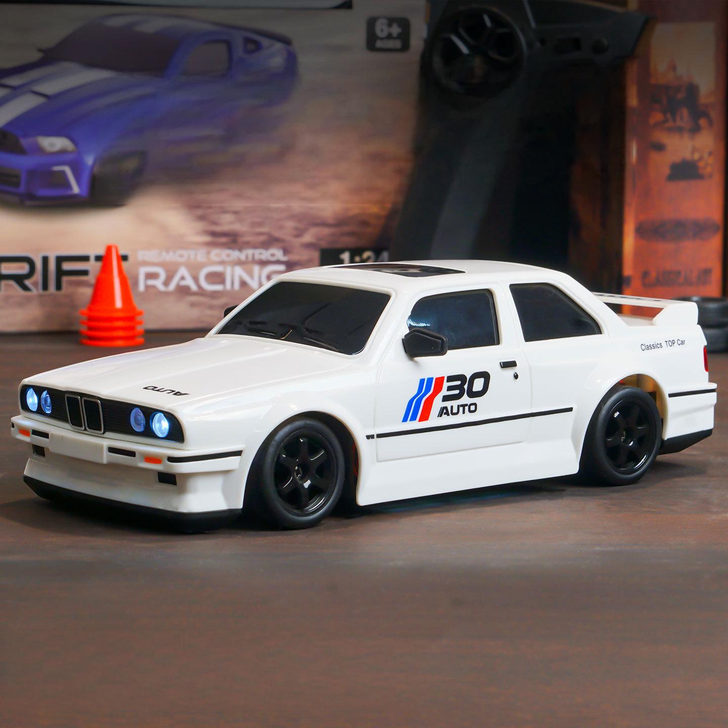 1:24 Remote Control Drift Car, Drift RC Cars, 2.4GHz 4wd, LED Lights, Road Obstacle Tool, Birthday Gift, USB PD Charging, Lithium Battery Included