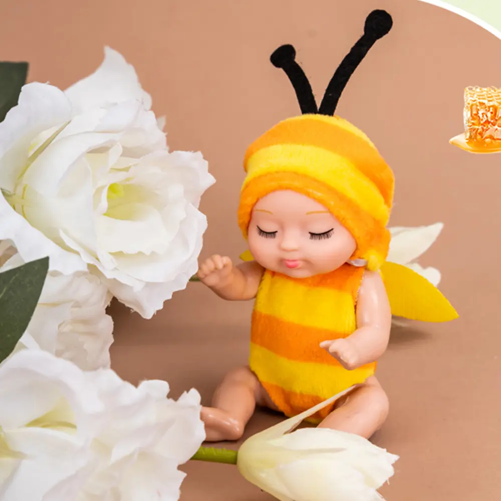 4.3-inch Fairy Princess Doll Set—a lifelike newborn-style doll; an exquisite, stylish toy perfect for playtime and role-playing.