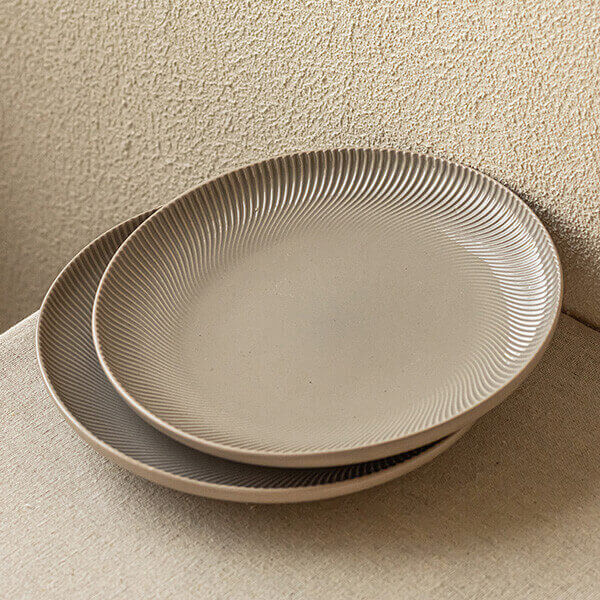 Japanese-Inspired Ceramic Plate - Elegant 8.2-Inch Dining Upgrade
