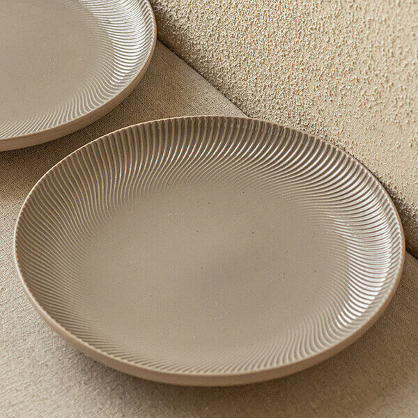 Japanese-Inspired Ceramic Plate - Elegant 8.2-Inch Dining Upgrade