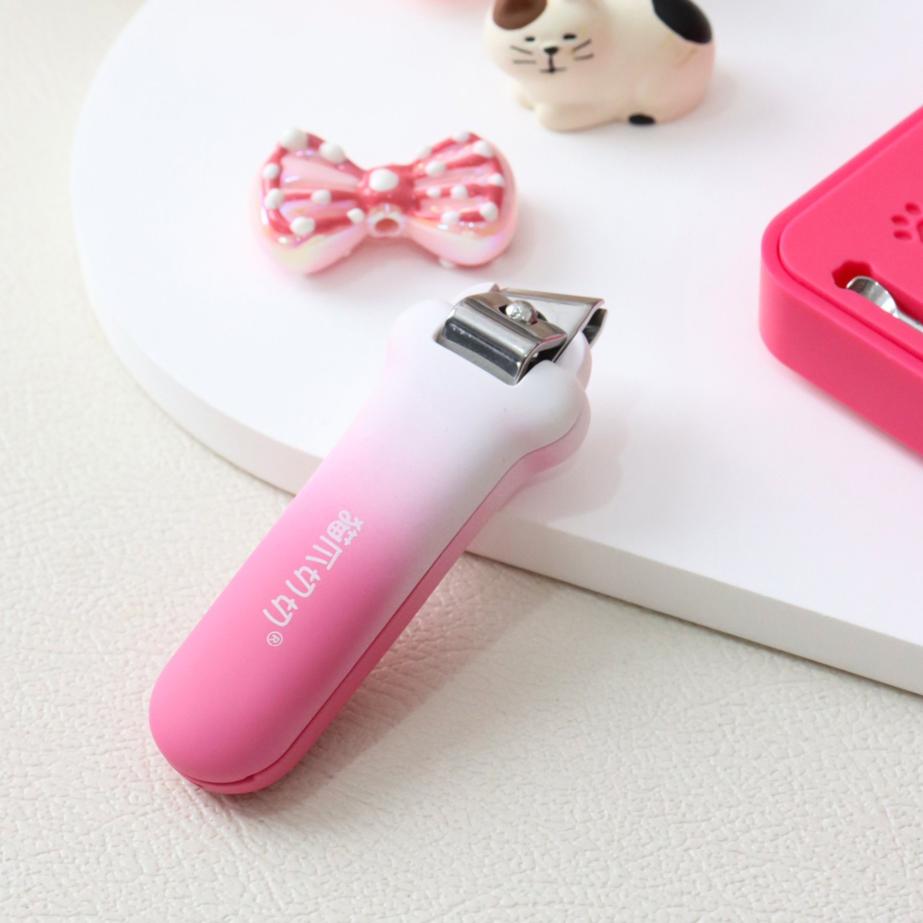Meowkit Cat Paw Nail Care Kit – Cute Travel Manicure Set with Nail Clippers, File & Ear Pick