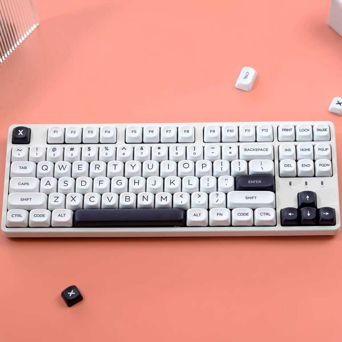 KeycapGuru Black & White MOA Keycap Set - PBT, 126 Keys