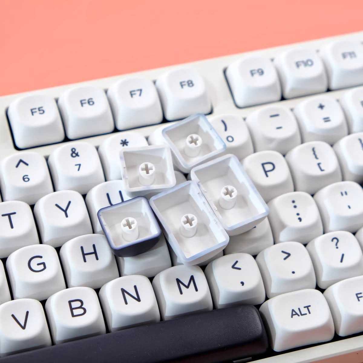 KeycapGuru Black & White MOA Keycap Set - PBT, 126 Keys