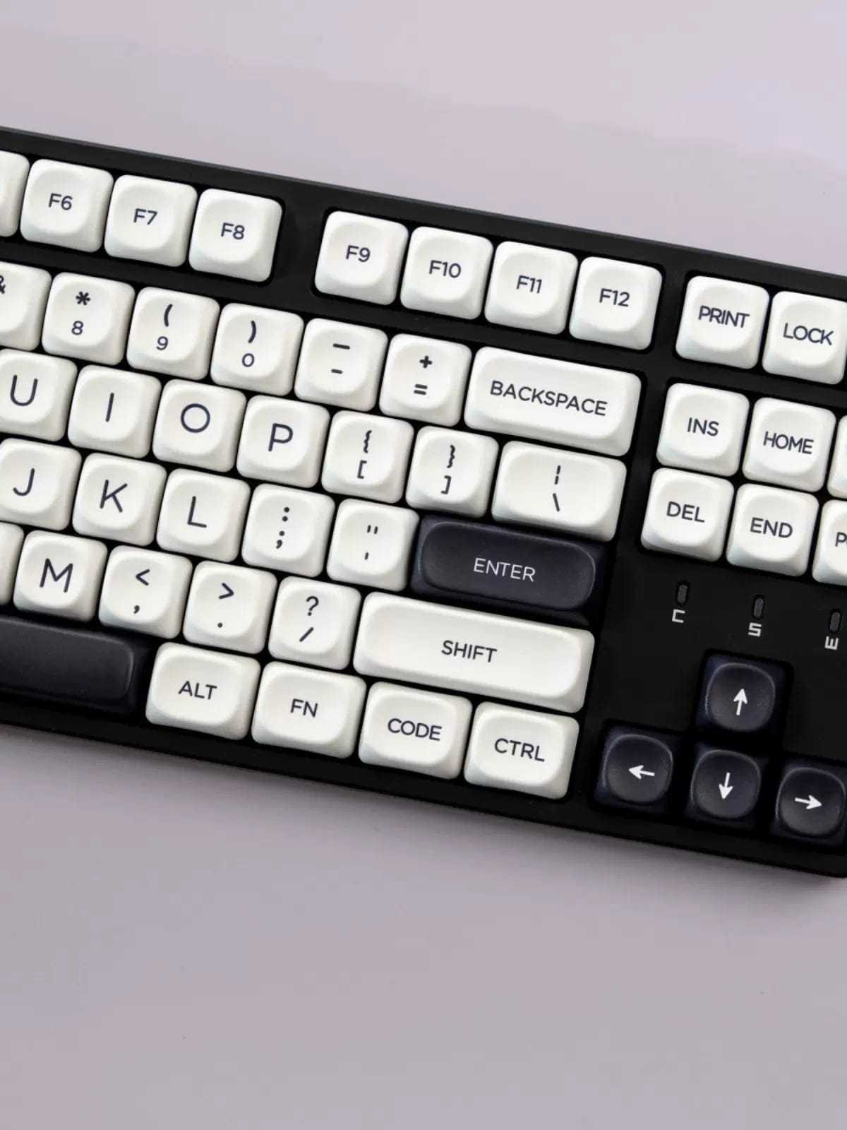 KeycapGuru Black & White MOA Keycap Set - PBT, 126 Keys