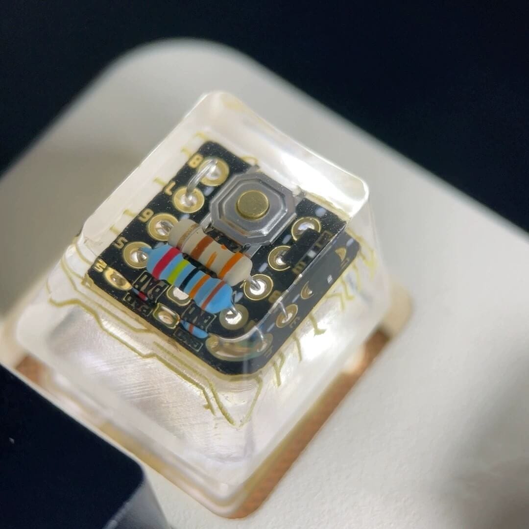 KeycapGuru Circuit Board Translucent Resin Artisan Keycap - Black, OEM R4, 1U