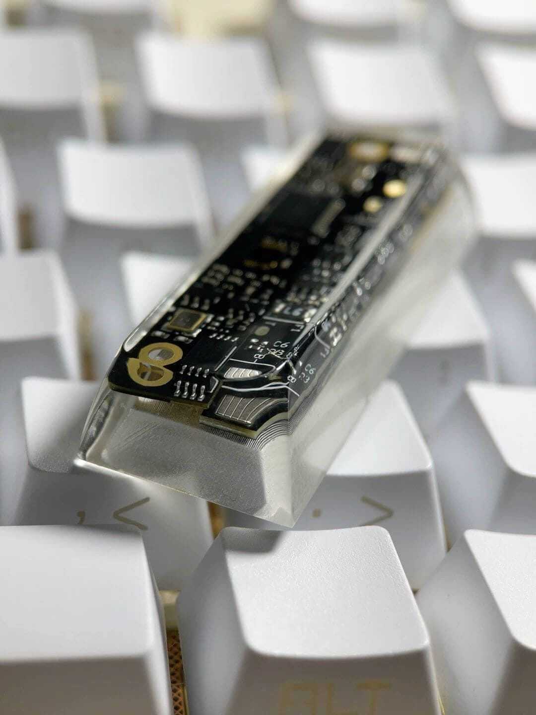KeycapGuru Circuit Board Translucent Resin Artisan Keycap - Black, OEM R1, 2.75U